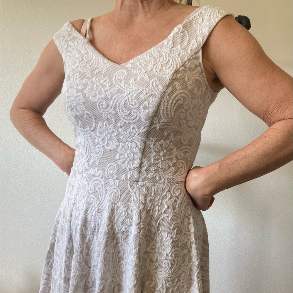 Blue Rose Apparel White Lace Dress